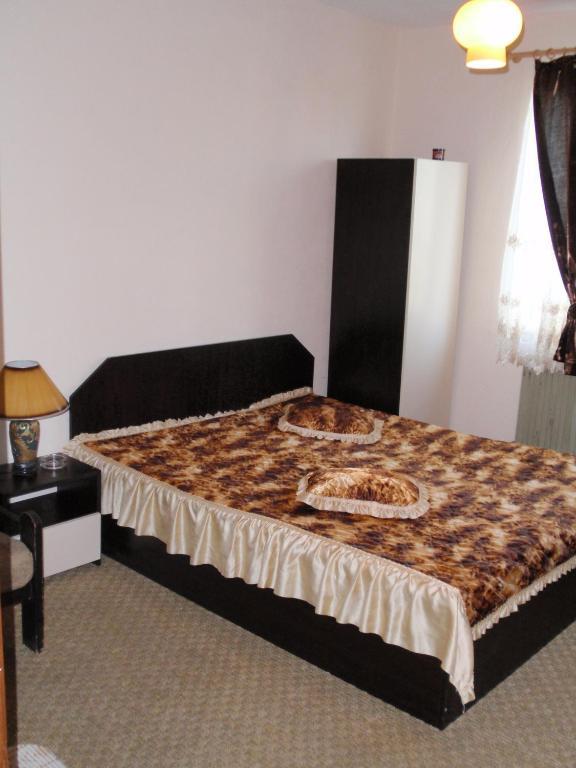 Family Hotel Natalis Hisarya Room photo